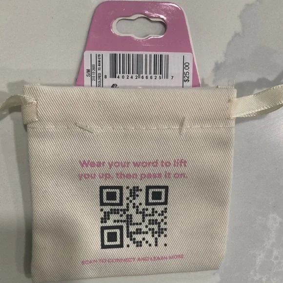 Mama Bracelet - Pink and White - Picture 2 of 3